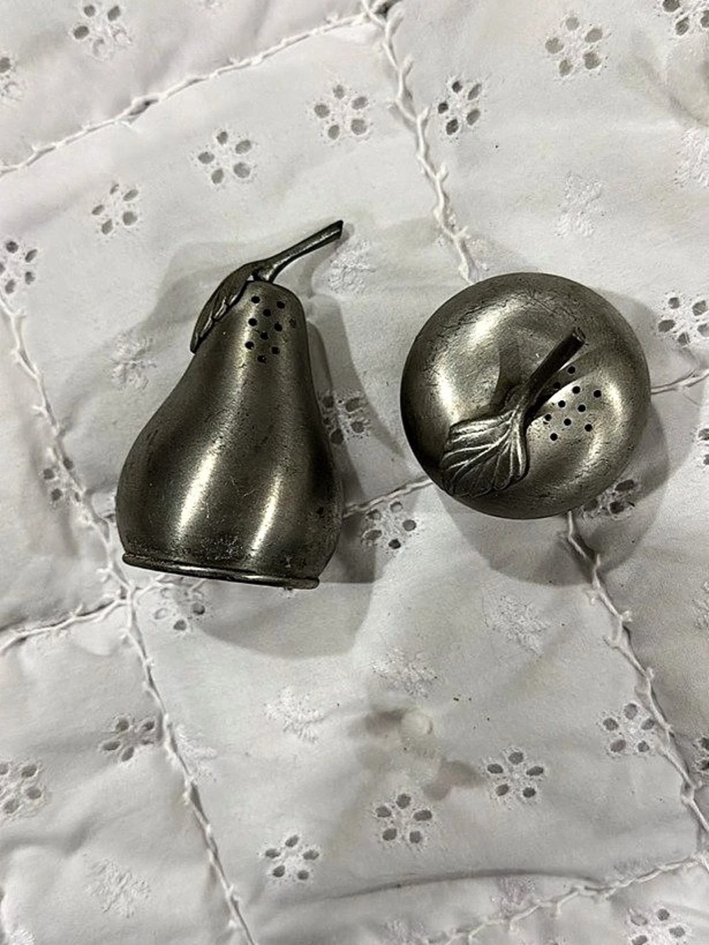 Vtg pewter pear and apple salt and pepper shakers